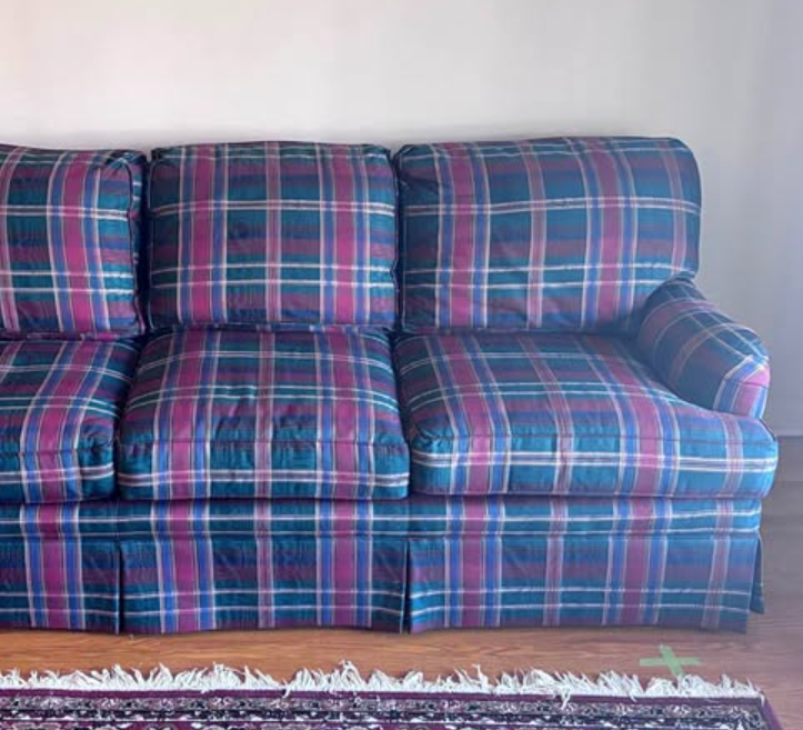 https://www.facebook.com/marketplace/item/1376196614549810/