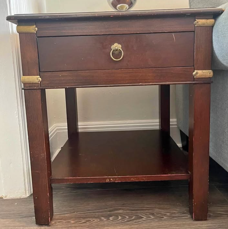 https://www.facebook.com/marketplace/item/3231428470400373/