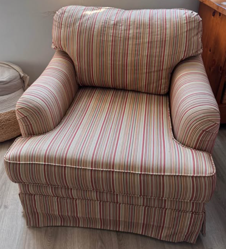 https://www.facebook.com/marketplace/item/26634551256196843/
