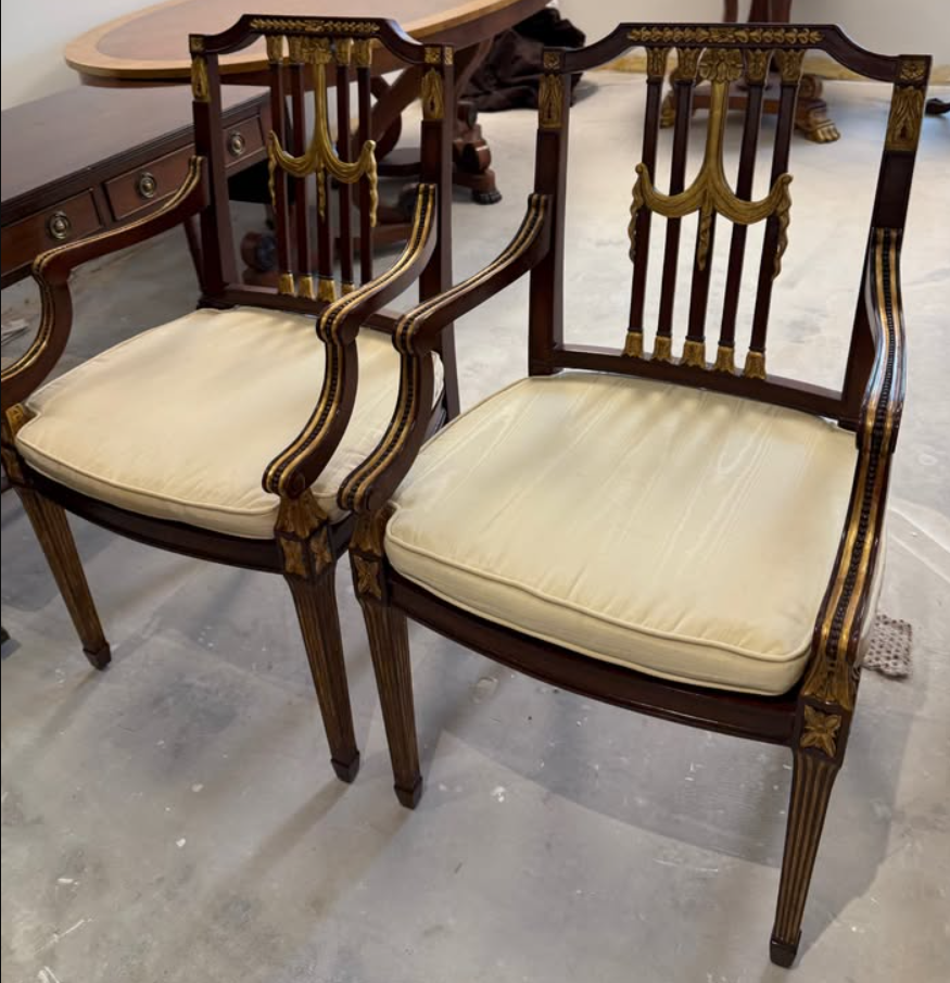 https://www.facebook.com/marketplace/item/1417137763499925/
