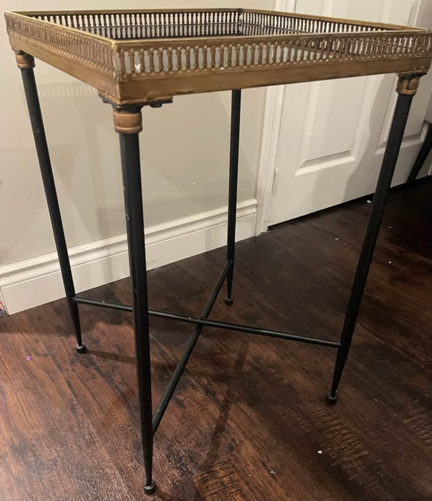 https://www.facebook.com/marketplace/item/4494199917477410/