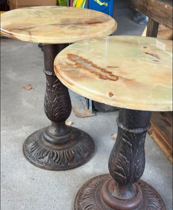 https://www.facebook.com/marketplace/item/842318895003921/