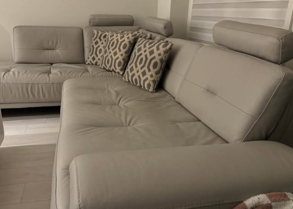 https://www.facebook.com/marketplace/item/1301127485174840/