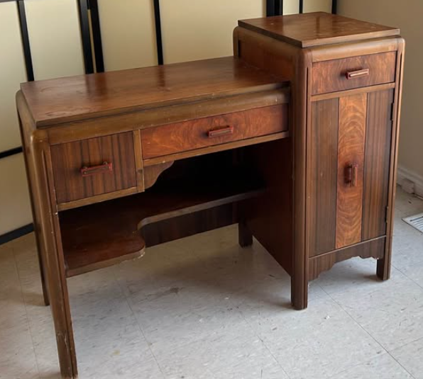 https://www.facebook.com/marketplace/item/27259013953694811/