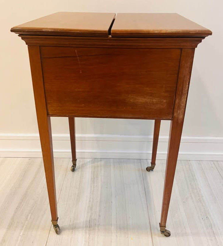 https://www.facebook.com/marketplace/item/1475811050692004/