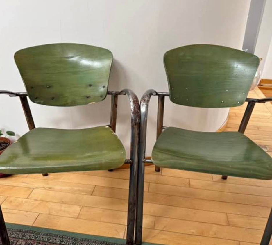 https://www.facebook.com/marketplace/item/2157719461678660/