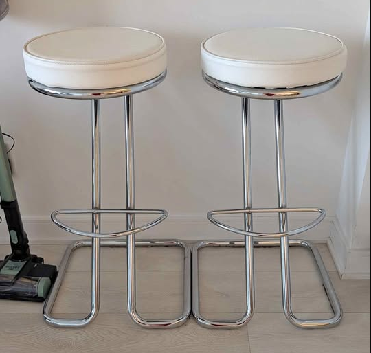 https://www.facebook.com/marketplace/item/2084973875757591/