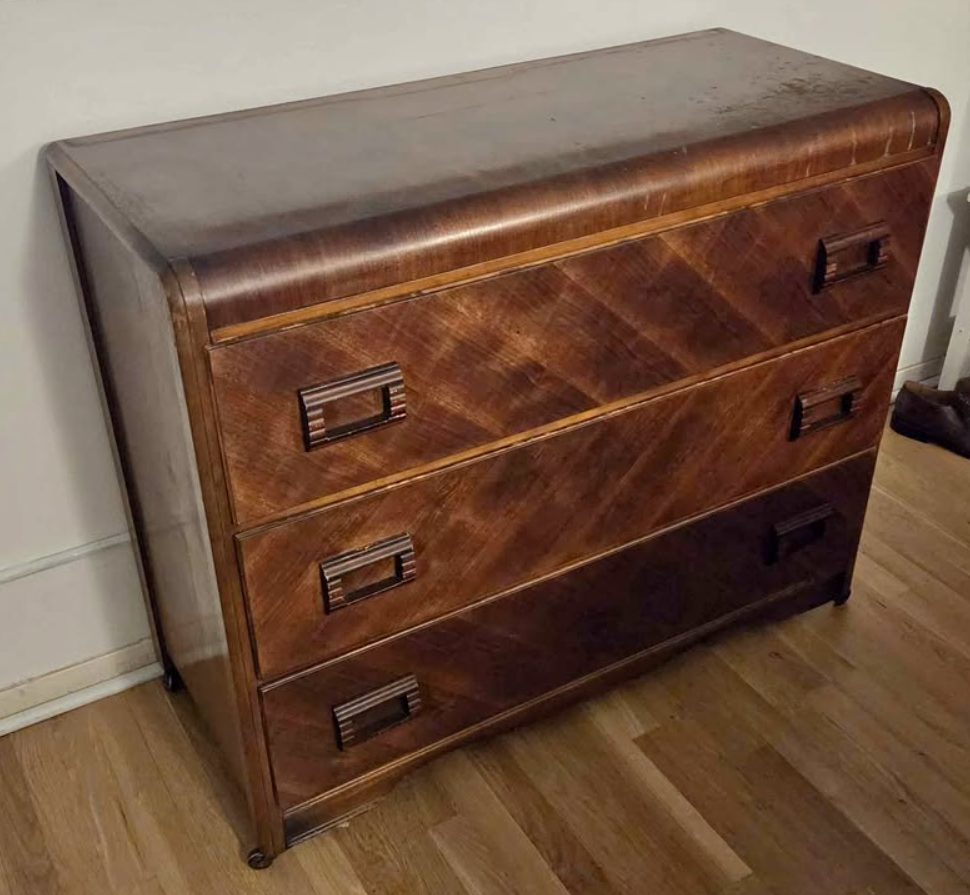 https://www.facebook.com/marketplace/item/1551044259883846/
