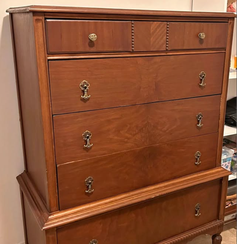https://www.facebook.com/marketplace/item/1781330699700628/