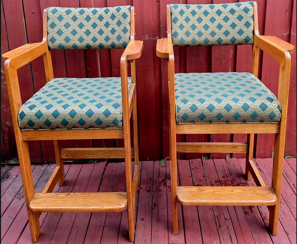 https://www.facebook.com/marketplace/item/1351565110504294/