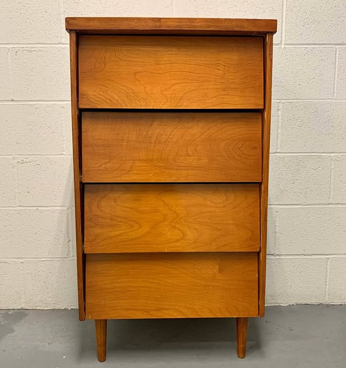 https://www.facebook.com/marketplace/item/1775262990172217/